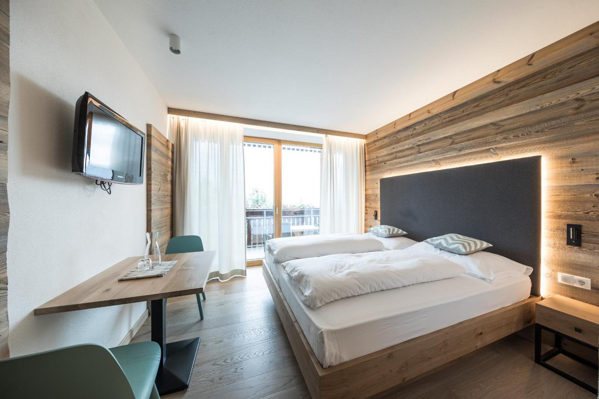 Hotel Petrus Μπρούνικο Εξωτερικό φωτογραφία
